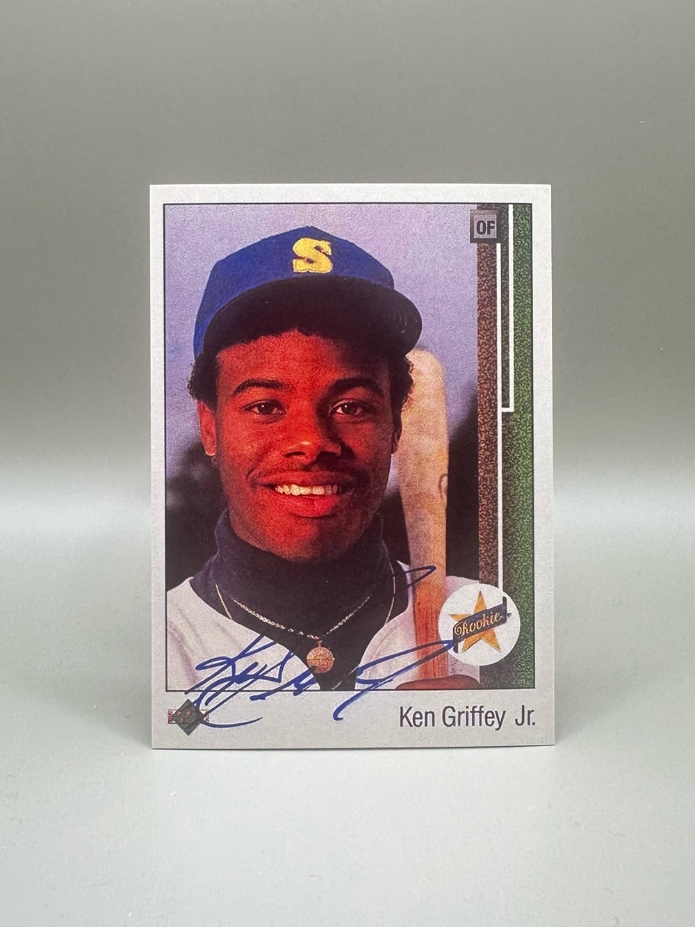 Ken Griffey Jr Signed Rookie 1989 Upper Deck #1 Novelty Baseball Card.